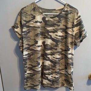 Camo t-shirt
